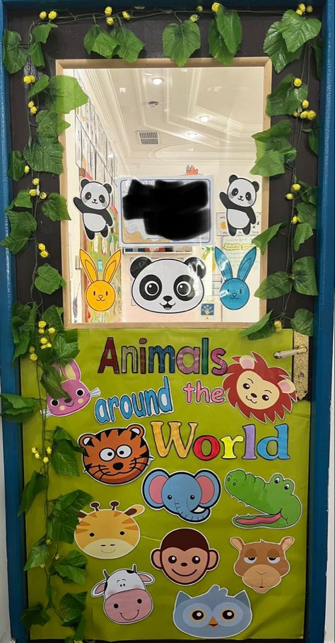 Animals around the World Animal Classroom, Preschool Door, Animals Around The World, Infant Classroom, Door Decorations Classroom, Kids Classroom, Classroom Door, Animal Decor, Animal Theme