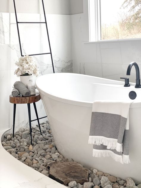 Bathroom zen vibes with natural rock surrounding tub Extra large tiles were added to the walls to create a wainscoting Bathroom zen vibes with natural rock surrounding tub Bathroom zen vibes with natural rock surrounding tub #Bathroom #zenvibes #naturalrock #Rocksurroundingtub Subtle Fall Decor, Bathrooms Contemporary, Bathroom Zen, Home Exterior Paint, Bathroom Dream, Large Tiles, White Bathrooms, Zen Vibes, Faucets Bathroom