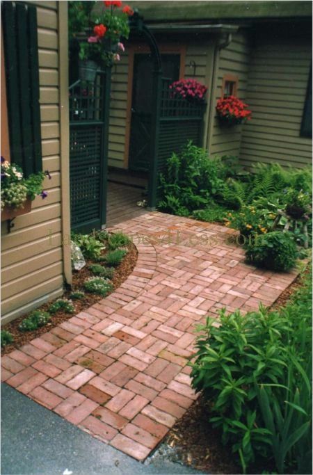 Brick Sidewalk, Brick Pathway, Walkway Design, Brick Path, Brick Walkway, Concrete Walkway, Paver Walkway, Front Walkway, Landscaping Front Yard