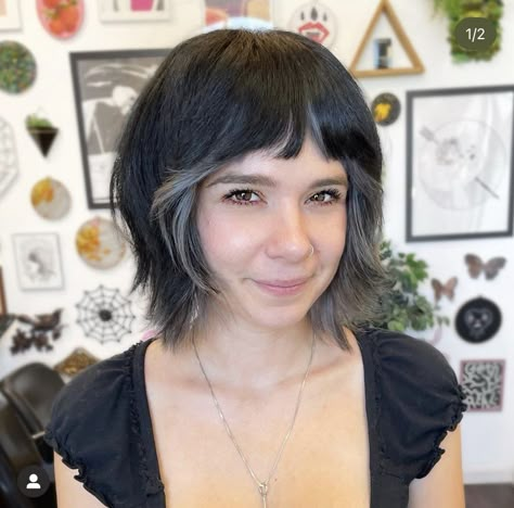 Haircut With Short Bangs, Witchy Haircut, Grey Hair Ideas, Colored Bobs, Black Bob, Short Bangs, Hairdos For Short Hair, Bob With Bangs, Great Hairstyles