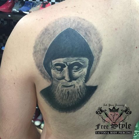 St Charbel tattoo #HolyTattoo Holy Tattoos, Saint Charbel, St Charbel, Piercing Tattoo, Tattoo Shop, Skull Tattoo, Portrait Tattoo, Piercings, I Hope