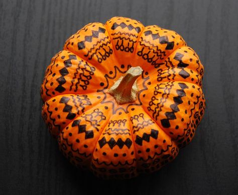 Sharpie Pumpkin Art, Sharpie Pumpkins, Sharpie Pumpkin, Life In Japan, Closed Today, Cold Cereal, Autumn Ideas, Sharpie Art, Pumpkin Party