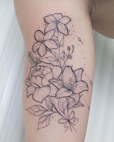 Claire on Instagram: “Rose, Lily and Jasmine ✨ Thank you so much @merlynsparks 💕 Great to see you again! Done @youngbloodstattoo” Jasmine Tattoo, Matching Friend Tattoos, Mother Daughter Tattoos, Rose Lily, Tattoos For Daughters, Friend Tattoos, See You Again, Thank You So Much, Mother Daughter