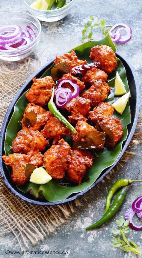 Chicken 65 (Baked Version) Indian Chicken Fry Recipe, Indian Fried Chicken, Chicken 65, Chicken Starter Recipes, Indian Chicken Recipes, Chicken Snacks, Indian Appetizers, Chicken Chunks, Chicken Appetizers