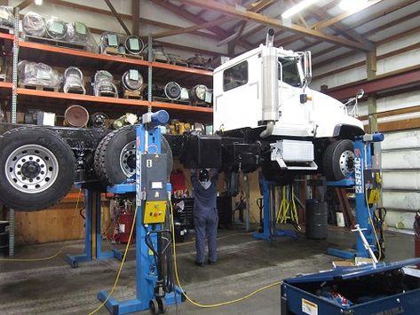 Truck repair shop truck brakes repair Emergency repairs Emergency services On the spot automotive repair On the spot heavy duty repair On the spot medium duty repair On the spot light duty repair trailer repair Oil changes Truck Repair Shop, Mechanics Service Truck, Beach Truck, Heavy Equipment Mechanic, Tuscon Arizona, Truck Mechanic, Diesel Trucks Ford, Transmission Repair, Medium Duty Trucks