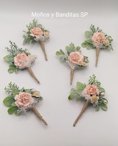 Prom Corsage Diy, Handmade Wedding Decorations, Lavender Wedding Theme, Pink Boutonniere, Diy Corsage, Simple Wedding Bouquets, Wedding Badges, Homemade Wedding Favors, Floral Arch Wedding