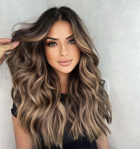 Trendy Brunette Hair, Brown Summer Hair, Hairstyles For Blondes, Brunette Hair Color Ideas, Baylage Hair, Balayage Long Hair, Pelo Cafe, Balayage Hairstyles, Ash Blonde Balayage