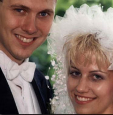 Paul Bernardo & Karla Homolka Fe-INFp | Ti-ESTp Karla Homolka, Paul Bernardo, Ken And Barbie, Famous Murders, Best Love Stories, Barbie And Ken, True Stories, Picture Perfect, A Man