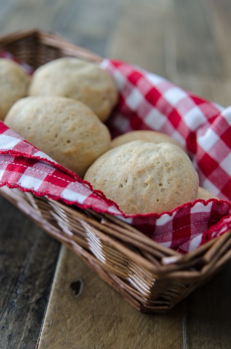 For your next family dinner or cookout, mix up an easy batch of our bread mix for rolls or burger buns.    Uses Bob Red Mill GF Bread Mix Allergy Free Baking, Gluten Free Dinner Rolls, Gluten Free Bread Machine, Gluten Free Rolls, Gluten Free Recipes Bread, Bobs Red Mill, Gf Bread, Bread Mix, Gluten Free Recipe