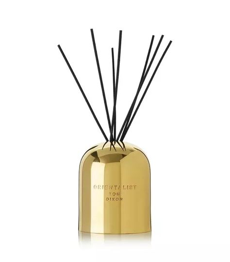 22 Gorgeous Guest Bathroom Essentials Guest Bathroom Essentials, Scented Diffuser, Guest Bathroom Remodel, Guest Bathroom Decor, Walk In Shower Designs, Luxury Perfumes, Bathroom Candles, Toothbrush Storage, Perfumes For Women