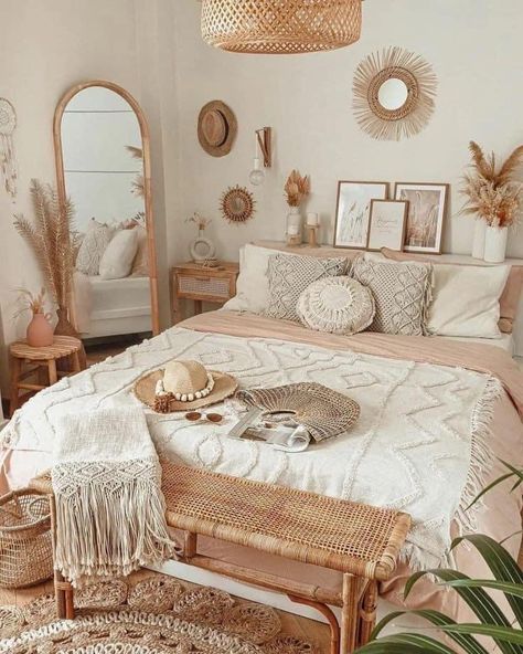 Interior Boho, Dekorasi Kamar Tidur, Cozy Room Decor, Boho Room, Room Makeover Bedroom, Dream Room Inspiration, Room Makeover Inspiration, Master Bedrooms Decor, Cozy Room