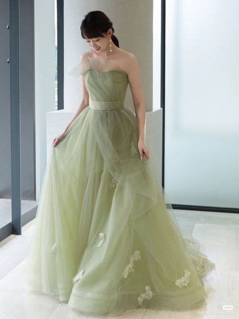 Sage Wardrobe, Sweet 16, One Shoulder Wedding Dress, Gowns Dresses, Beautiful Dresses, Ball Gowns, Fashion Outfits, Wedding Dress, Wardrobe