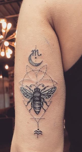 100 Beautiful Bee Tattoos, Ideas, & Meaning - Tattoo Me Now Voice Tattoo, Feminine Compass Tattoo, Lotus Mandala Tattoo, Honeycomb Tattoo, Business Canvas, Honey Bee Tattoo, Lotus Mandala, Bee Honeycomb, Bee Tattoo