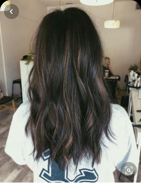 Brown Hair Subtle Highlights, Summer 2020 Hair Color Trends, Coffee Brown Hair, Brown Hair Trends, Brown Hair With Blonde, Brown With Blonde, Hair With Blonde Highlights, Highlights For Dark Brown Hair, Brown Hair Shades