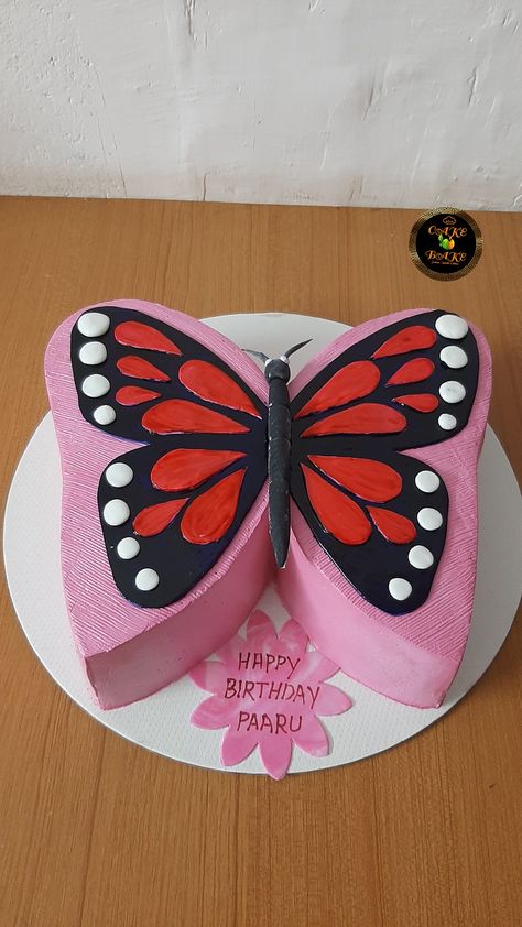 Buttercream Cake Designs, Butterfly Birthday Cakes, Shape Cake, Butterfly Theme, Butterfly Birthday, Butterfly Shape, Buttercream Cake, Cute Cakes, Cake Designs