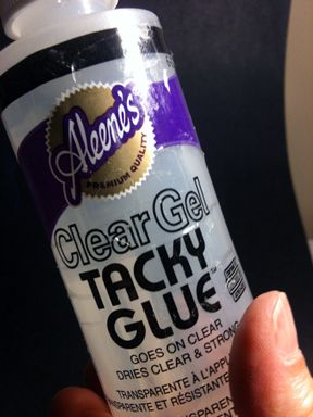 how to make homemade Glimmer Mist, Glimmer Glam, and Glimmer Glaze glue spray Diy Glitter Glue How To Make, Homemade Craft Supplies, Diy Glitter Spray, Diy Ink, Alcohol Ink Glass, Craft Recipes, How To Make Glitter, Diy Techniques And Supplies, Spray Glue