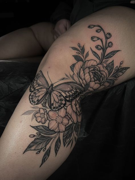 Calf Tattoos For Women, Flower Leg Tattoos, Tato Paha, Bauch Tattoos, Hand Tattoos For Girls, Tato Lengan, Forearm Tattoo Women, Rosen Tattoo, Leg Tattoos Women