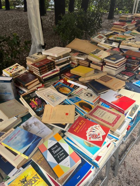 Bazar Aesthetic, Italy Books, Rome Italy Photography, Rome Photography, Books 2023, Italian Aesthetic, Desi Love, Small Town Romance, Roman Holiday