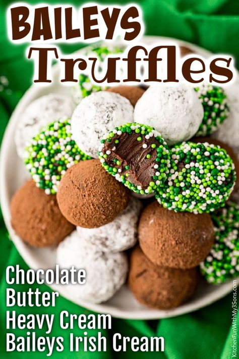 Bailey Truffles, Creamsicle Truffles, Baileys Irish Cream Cake, Irish Cream Truffles, Irish Cream Cake, St Patricks Food, Irish Cream Recipe, Sweet Bites, Irish Cream Liqueur