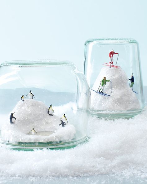 snow-diorama-d109268-1212 Snow Diorama, Globe Ideas, Crafts Adults, Martha Stewart Holiday, Ornaments Diy Kids, Jul Diy, Christmas Diorama, Block Decor, Miniature Diorama