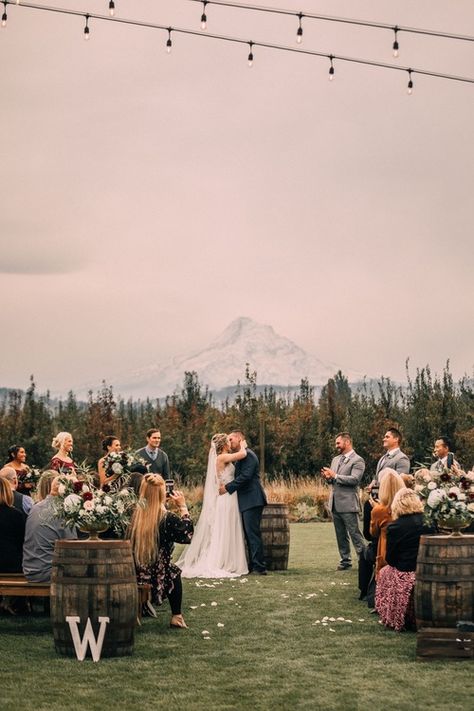 Bend Wedding Oregon, Oregon Fall Wedding, The Orchard Hood River Wedding, Bend Oregon Wedding Venues, The Orchard Hood River, Wedding Oregon, Orchard Wedding Ideas, Mt Hood Wedding, Oregon Weddings