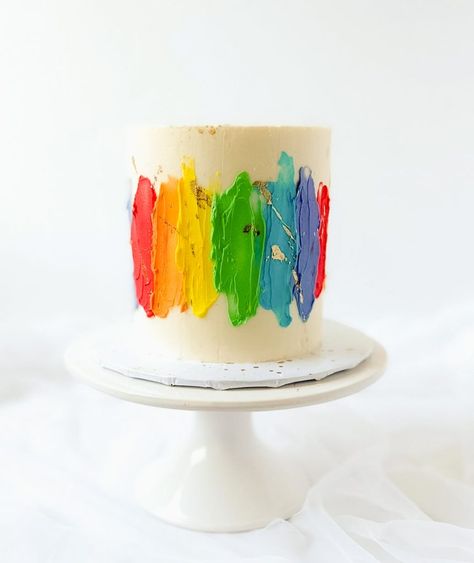 Pride Cake Ideas, Pride Cakes, Palette Cake, Pride Cake, Month Cake, Rainbow Layer Cake, Fondant Rainbow, Art Birthday Cake, Rainbow Layer Cakes