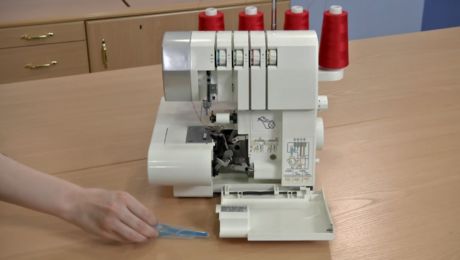 How To Thread A Serger, Threading A Serger, Singer Serger Tutorial, Serging Without A Serger, Brother Serger 1034d Cheat Sheet, Brother 1034d Serger, Serger Stitches, Serger Tips, Thread Catcher