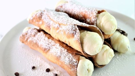 Gluten Free Cannoli, Gluten Free Artisan Bread, Cannoli Recipe, Gluten Free Puff Pastry, Gluten Free Yeast Free, Pan Sin Gluten, Gluten Free Pie, Gluten Free Flour Blend, Gluten Free Bakery