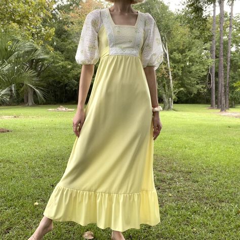 Vintage 60s yellow prairie peasant maxi... - Depop White Sleeves, Outfit Options, Front Bottoms, Floral White, Vintage 60s, Dress First, Coat Dress, Skirt Leather, Sweater Skirt