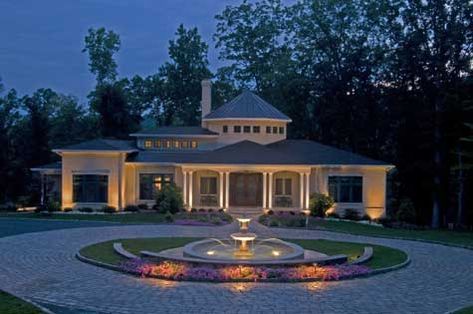 Formal garden design with fountain. Don't forget outdoor lighting. Circle Driveway Landscaping, Beautiful Driveways, Circle Driveway, Formal Garden Design, Driveway Lighting, Architectural Landscape, Landscape Lighting Design, Driveway Design, Driveway Landscaping