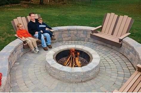 In ground/recessed seating around an in ground fire pit! Diy Fire Pit Ideas, Outdoor Fire Pit Seating, Fire Pit Seating, Fire Pit Designs, Diy Fire Pit, Fire Pit Patio, Backyard Fire, Fire Pit Backyard, Amazing Photo