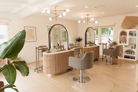 California Salon Aesthetic, Double Sided Hair Salon Stations, Simple Hair Salon Ideas, Boho Hair Salon Station, Boho Modern Salon Decor, Back To Back Salon Stations, Wood Salon Stations, Double Sided Stations Salons, Scandinavian Hair Salon