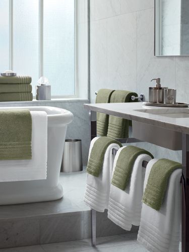 Enjoy the hotel bath experience with super plush, highly absorbent ringspun MicroCotton® or Turkish cotton towels in your favorite colors. Keep a variety of sizes close at hand and display neatly layered and draped, or rolled and stacked. MicroCotton® bath towels from Hotel Collection, only at Macy's. Bathroom Towels Colors, Bathroom Towels Display, Hang Towels In Bathroom, Towel Display, Bathroom Towel Decor, Hotel Towels, Decorating Bathroom, Towel Decor, Simple Furniture