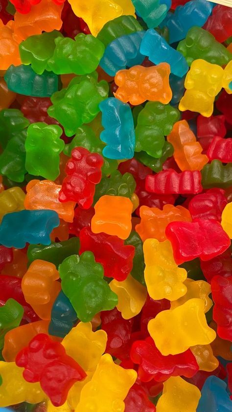 Gummy Candy Aesthetic, Jelly Sweets, Gummy Bear Candy, Resep Smoothie, Reference Photos For Artists, Fav Food, Rainbow Food, Rainbow Candy, Japanese Candy