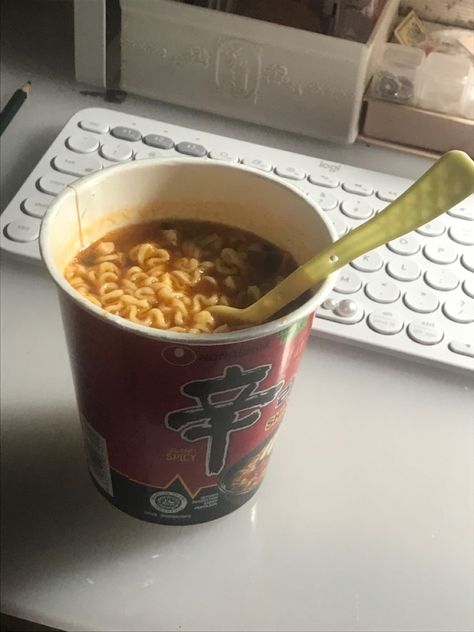 Shin Ramyun Aesthetic, Ramyun Aesthetic, Shin Ramen, Snack Aesthetic, Shin Ramyun, Midnight Snack, Instagram Frame Template, Instagram Frame, Aesthetic Pics