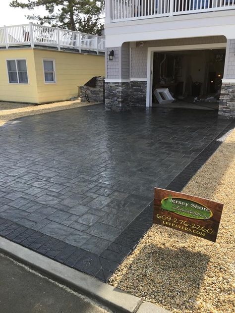 Carport Floor, Black Pavers, Small Patio Ideas Townhouse, Patio Ideas Townhouse, Front Garden Ideas Driveway, Car Porch Design, Driveway Entrance Landscaping, Driveway Pavers, Cambridge Pavingstones