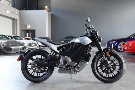 Testing Harley's LiveWire S2 Del Mar electric motorcycle: First you ride it, then you want to buy it Honda Bike, Ride It, Electric Motorcycle, Ride On, Cool Bikes, Pretend Play, Cafe Racer, Harley Davidson, Bike