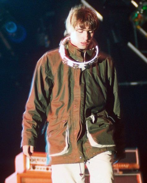 Liam Gallagher, Oasis, 1995. Liam Oasis, Oasis Music, Liam Gallagher Oasis, Liam And Noel, Oasis Band, Best Concealed Carry, Noel Gallagher, Liam Gallagher, People Change