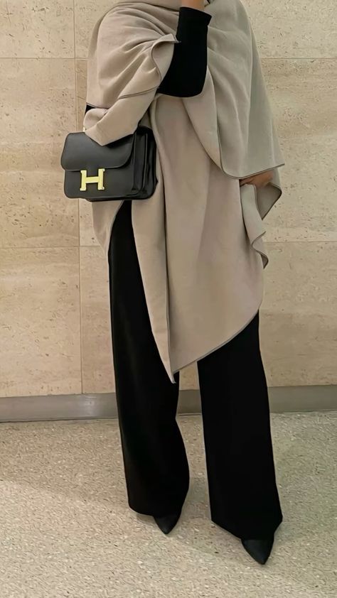 Winter Fits Modest, Hijab Outfit Fall, Hijabi Corporate Outfit, Elegant Classy Outfits Aesthetic, Hijabi Autumn Outfits, Fall Outfits Hijab, Modest Autumn Outfits, Modest Fashion Classy, Elegant Hijab Outfit