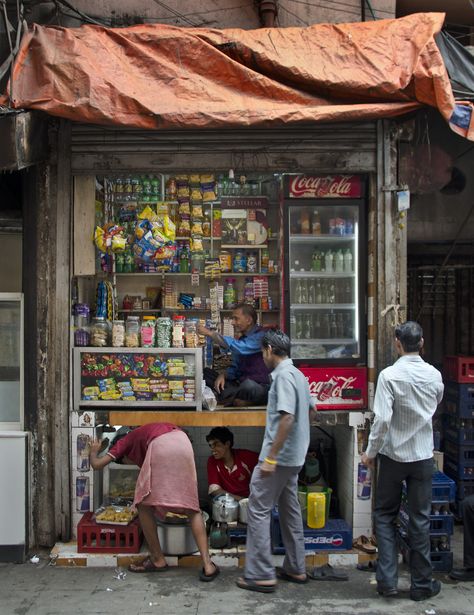 Tea Shop Ideas, Shop Street, Street Shopping, Snack Shop, Artist Alley, Urban Sketching, Environment Concept Art, Street Photo, Tea Shop