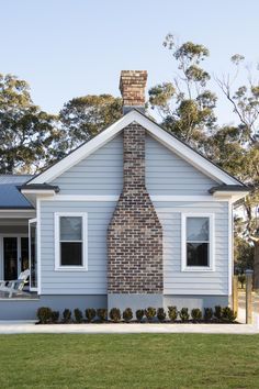 Chimney In Front Of House Exterior, Dulux Timeless, Hampton Exterior, House Exterior Cladding, Hampton Style House, Weatherboard Exterior, Hamptons House Exterior, Hamptons Style Decor, Boston House