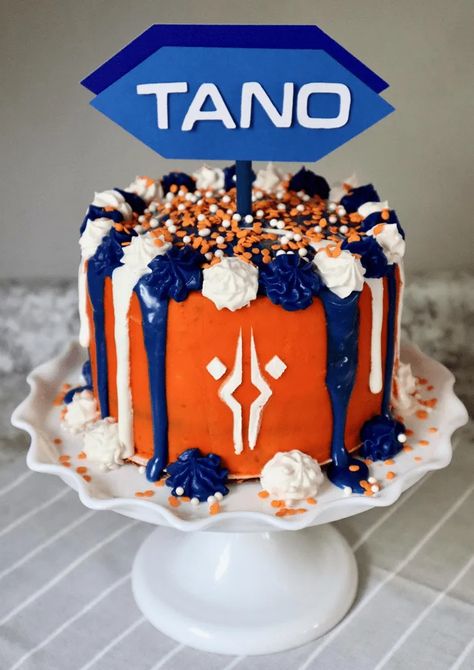 Ahsoka Tano Cake Design Images (Ahsoka Tano Birthday Cake Ideas) Star Wars Cake Ideas, Star Wars Dessert, Diy Cake Toppers, Star Wars Birthday Cake, Orange Buttercream, Star Wars Food, Ashoka Tano, Cake Designs Images, Star Wars Cake