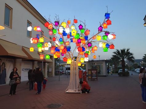 Mall Decoration Ideas, Shopping Mall Decoration, Mall Installations Design, Mall Installations, Neon Mall Aesthetic, Ramadan Mall Decorations, Diwali Mall Installation, Experiential Graphic Design, Streetscape Design