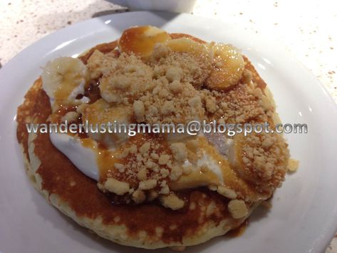 Dennys Pancakes, Cream Pancakes, Food And Travel, Banana Pancakes, Banana Cream, Pancake Recipe, Salted Caramel, Mansion, The Family