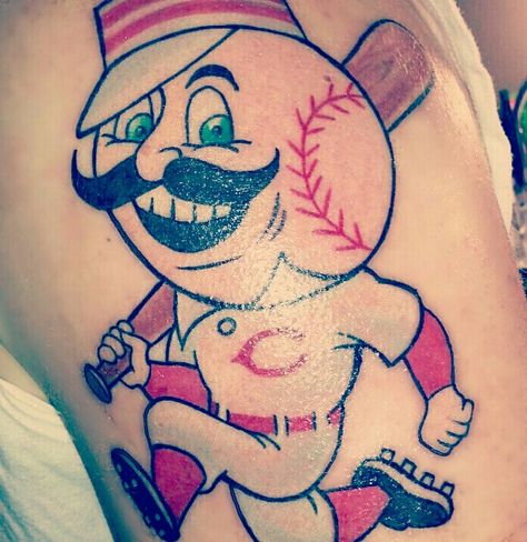 Cincinnati red legs tattoo this is cool but would never do it Cincinnati Tattoo Ideas, Cincinnati Tattoo, Piercing And Tattoo, Legs Tattoo, Small Foot Tattoos, Foot Tattoos For Women, Red Tattoos, Different Tattoos, Head Tattoos