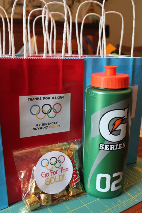 olympic party favors Summer Olympics Party, Vbs Olympics, Mini Olympics, Olympic Activities, Olympic Food, Office Olympics, Olympic Theme Party, Olympic Idea, Olympics Party