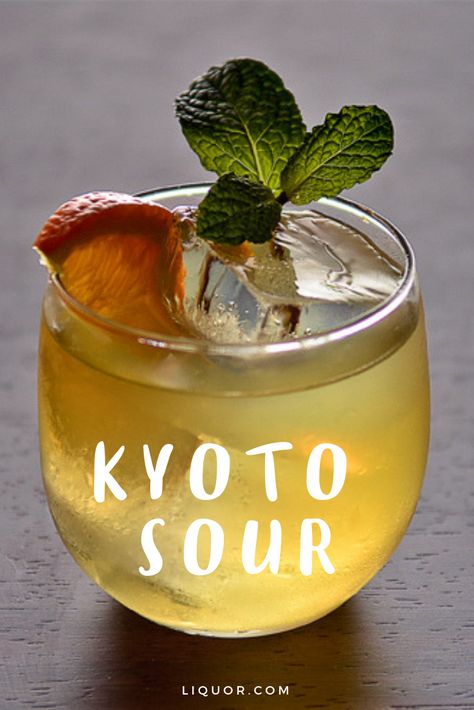 Nigori Sake Cocktail, Cocktails With Saki, Japanese Alcohol Drinks, Japanese Whiskey Cocktail, Japanese Cocktails Recipes, Sesame Cocktail, Sake Cocktail Recipes, Korean Cocktails, Japan Cocktail