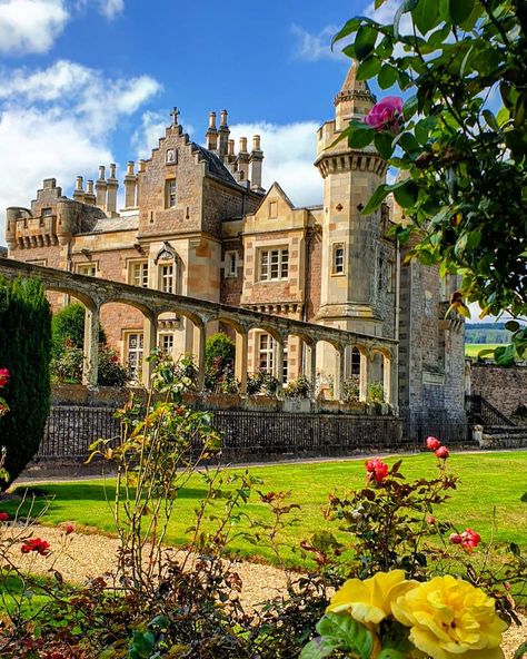 Nicolson Tours on Instagram: “The gorgeous Abbotsford House,  Melrose, Scotland.  Historic country house on the banks of the River Tweed was home to the historic poet…” Abbotsford House Scotland, Melrose Scotland, Manor Homes, Small Castles, Country Estates, Visit Uk, Scottish Castles, Manor Houses, Country Houses