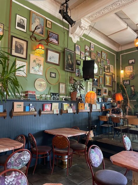 Cafe Porch Ideas, Maximalist Cafe Interior, Eclectic Cafe Interiors, Country Cafe Interior, Vintage Coffee Shop Decor, Indie Coffee Shop Aesthetic, Cottage Coffee Shop, Colorful Coffee Bar, Coffee Store Aesthetic