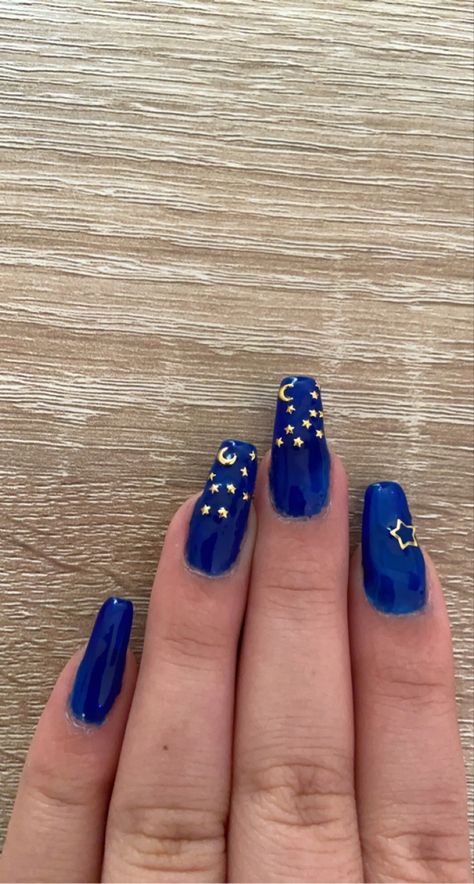 Blue Celestial Nails, Nails Dark Blue, Celestial Nails, Nails Navy, Dark Blue Nails, Navy Nails, Star Space, Navy Blue Nails, Nails Dark